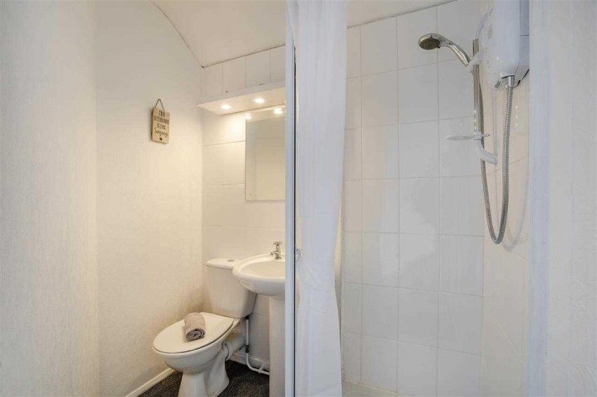 Images for Bridlemere Court