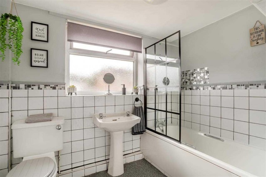 Images for Bridlemere Court