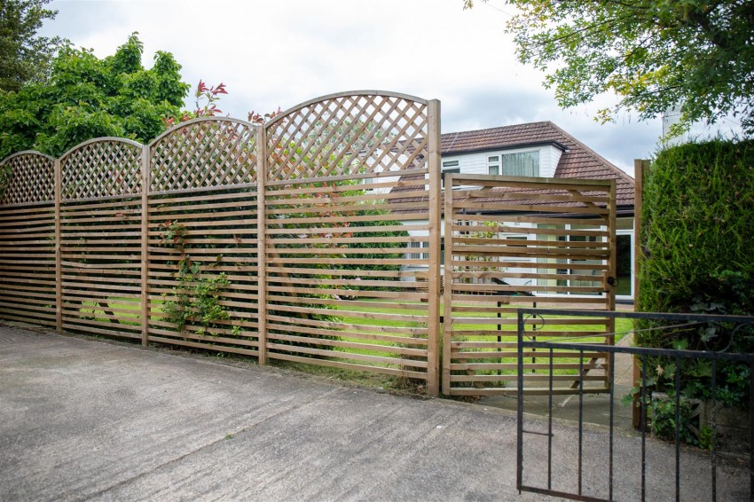Images for Woodhall Park Crescent West, Stanningley