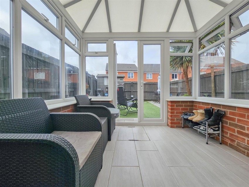Images for Malin Close, Stretton, Burton-On-Trent