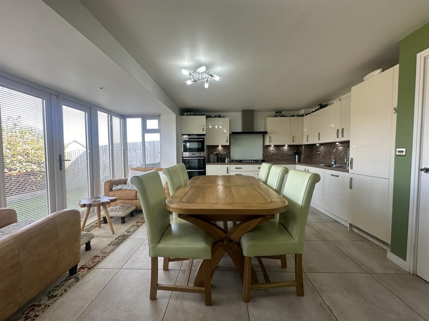 Images for Castle Stead Drive, Cullingworth, Bradford