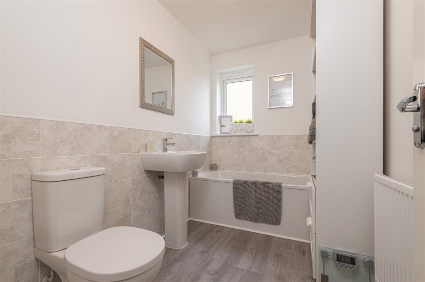 Images for WEATHERHILL VIEW, LINDLEY, HD3