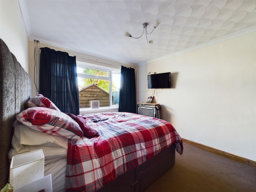 Images for Roderick Avenue, Peacehaven
