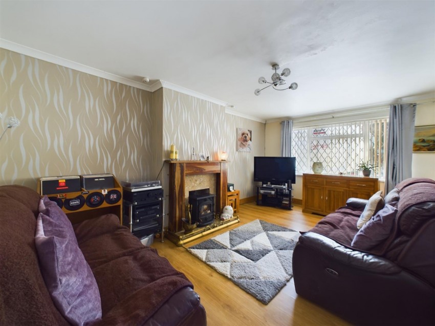 Images for Roderick Avenue, Peacehaven