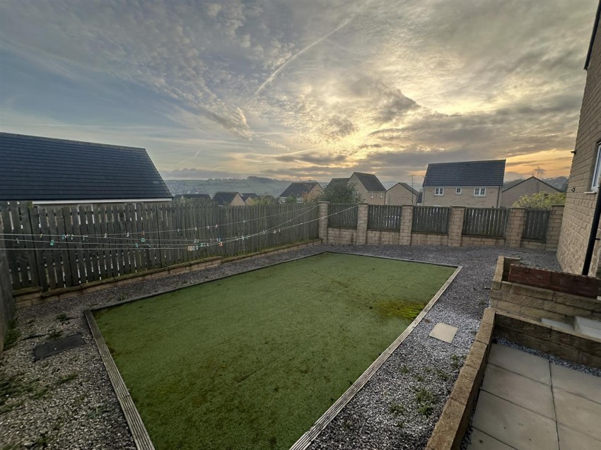Images for The Knoll, Keighley