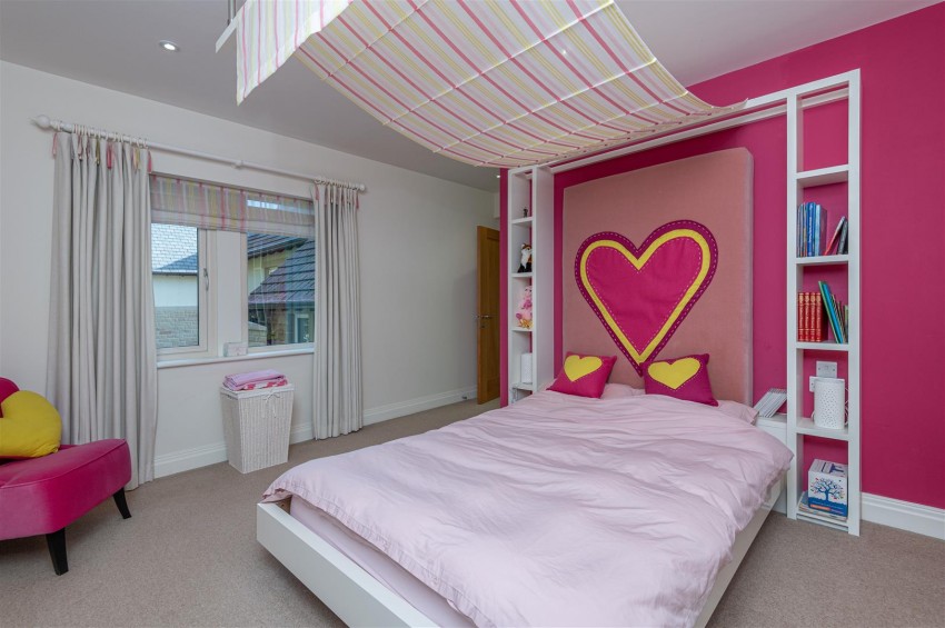 Images for Delamere Gardens, Fixby, Huddersfield, HD2