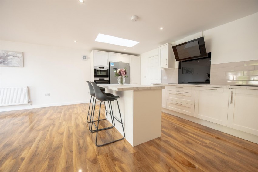 Images for Cherry Tree Road, Rainham Kent