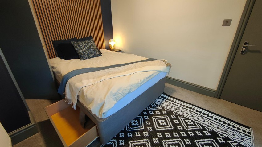 Images for Room 2, 427 Smithdown Road