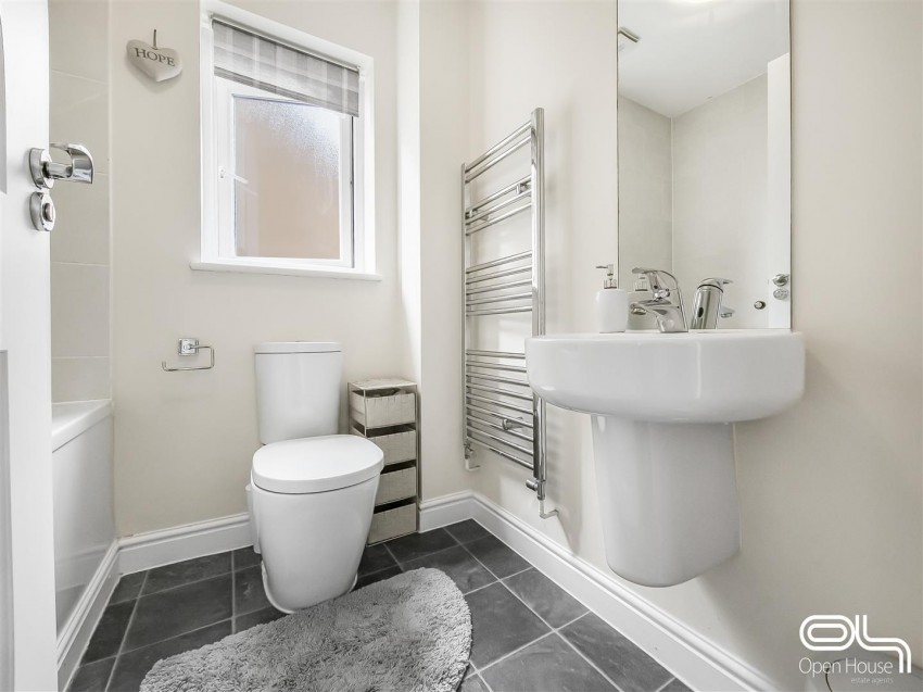 Images for Henley Grove, Church Gresley, Swadlincote