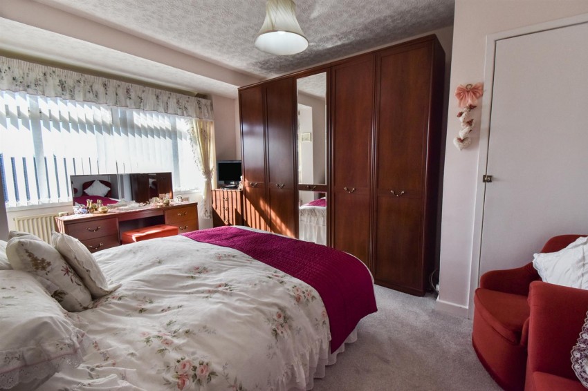 Images for Kiln Green Avenue, High Harrington