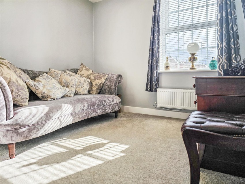 Images for Gretton Close, Drakelow