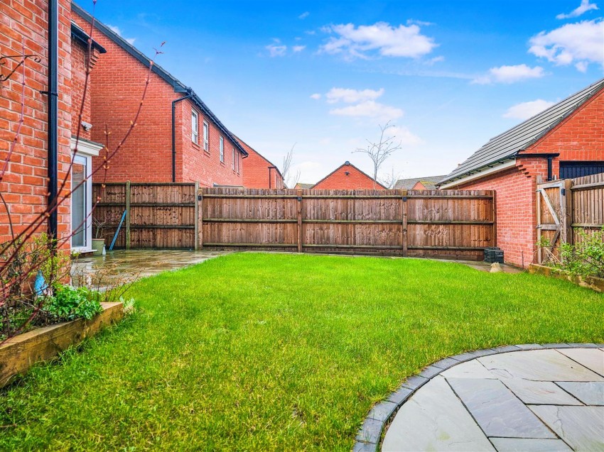 Images for Gretton Close, Drakelow