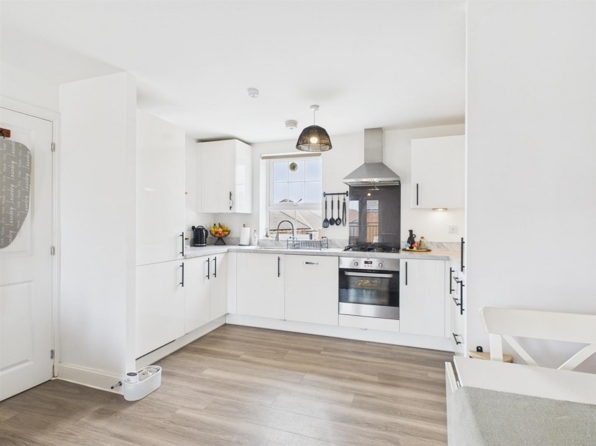 Images for Skylark Avenue, Peacehaven