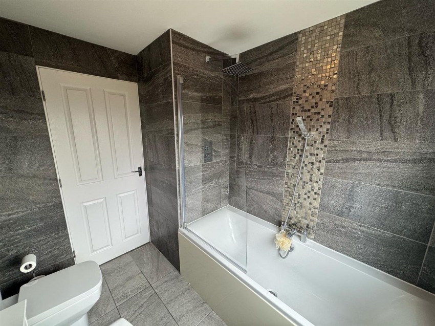 Images for Harewood Crescent, Oakworth, Keighley
