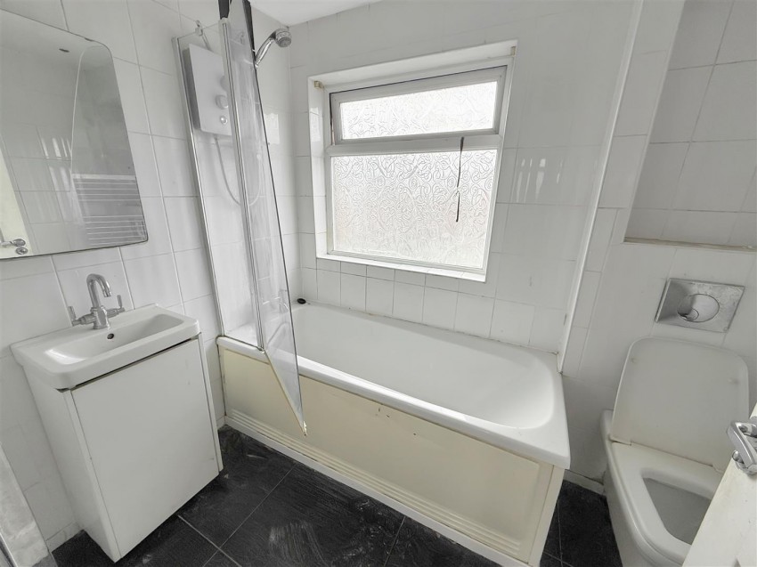 Images for Barncroft Road, Farnworth