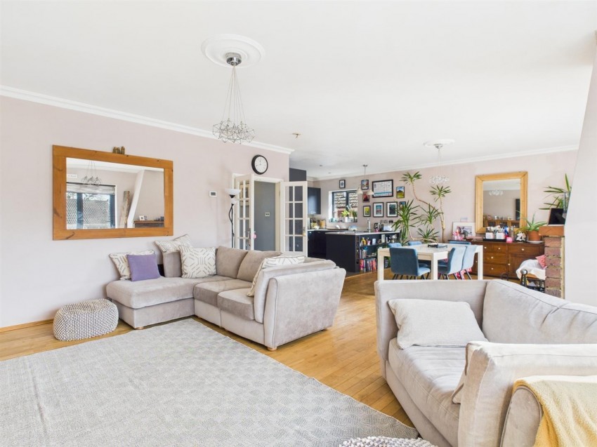 Images for The Compts, Peacehaven