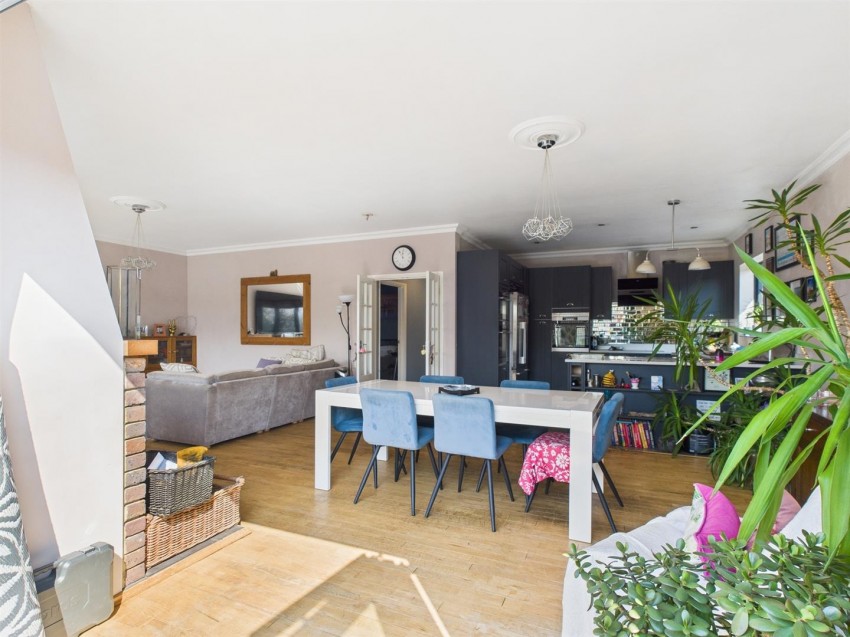 Images for The Compts, Peacehaven