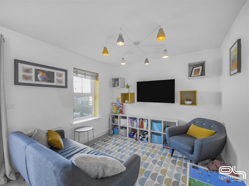 Images for Tutbury Drive, Burton-On-Trent