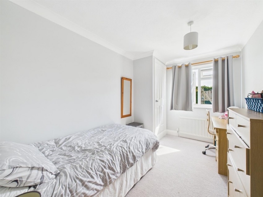 Images for Roderick Avenue Peacehaven