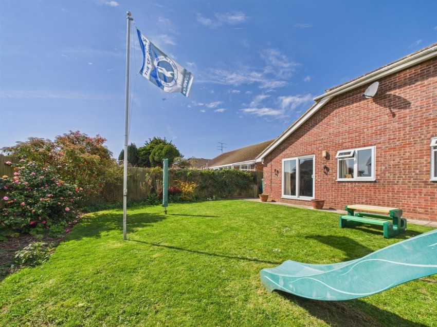 Images for Roderick Avenue Peacehaven