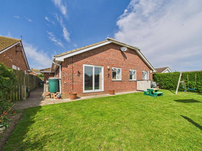 Images for Roderick Avenue Peacehaven
