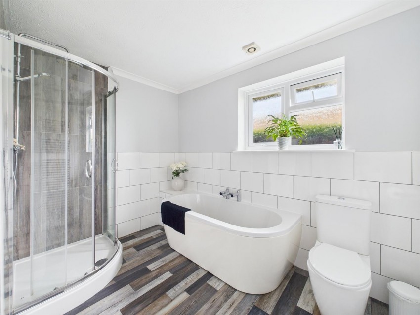 Images for Roderick Avenue Peacehaven