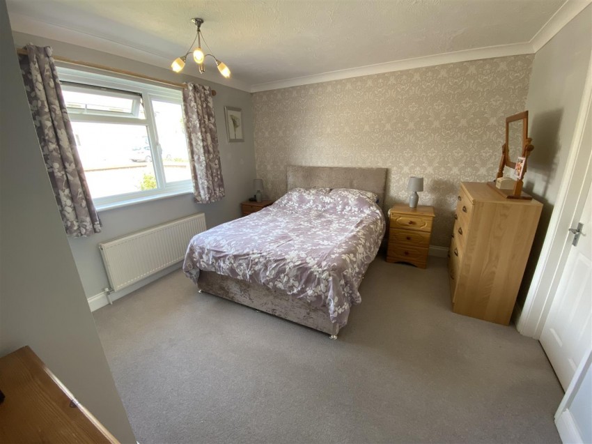 Images for Roderick Avenue Peacehaven