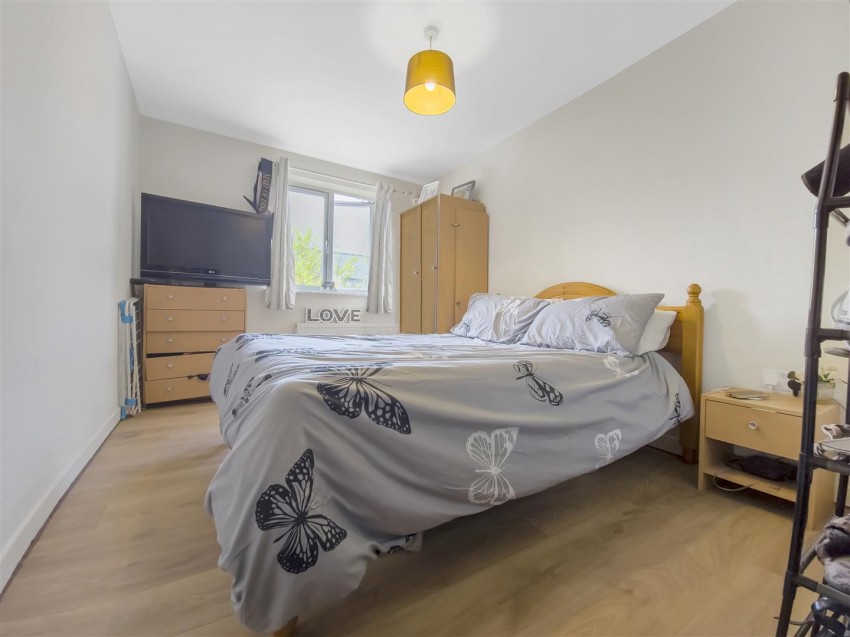 Images for Grants Yard, Burton-On-Trent