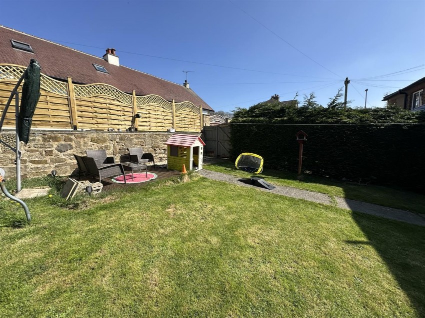 Images for Lynton Drive, Riddlesden
