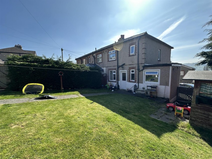 Images for Lynton Drive, Riddlesden