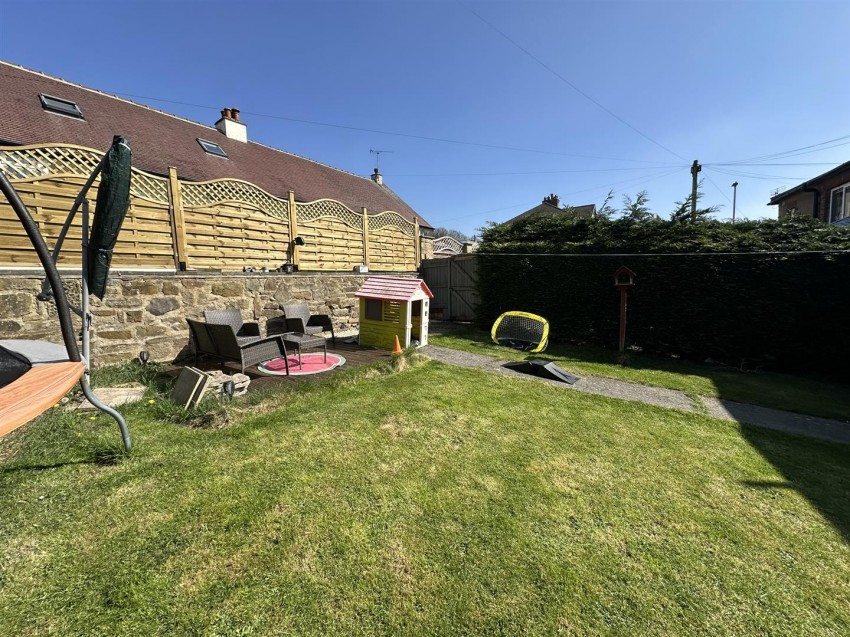 Images for Lynton Drive, Riddlesden