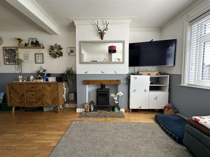 Images for Lynton Drive, Riddlesden