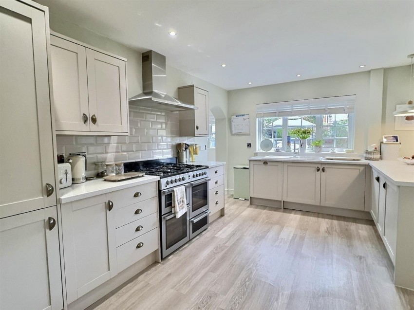 Images for Haywood Heights, Little Haywood