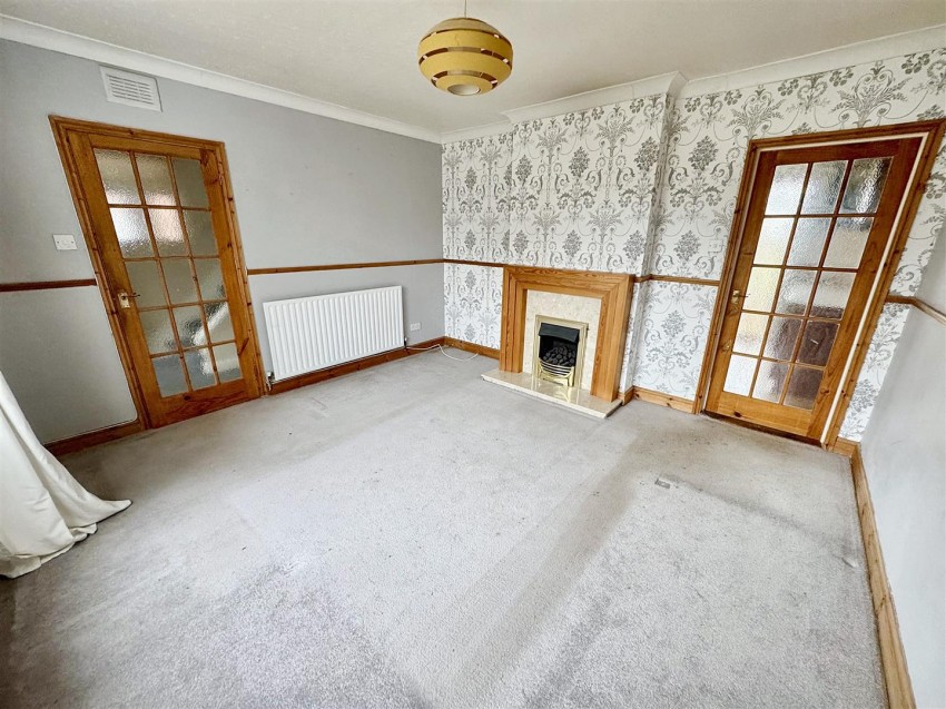 Images for Queensway, Grantham