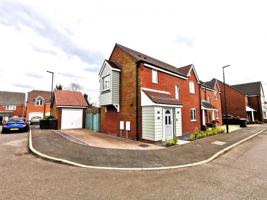 Images for 6 Harvest Grove, Walsall