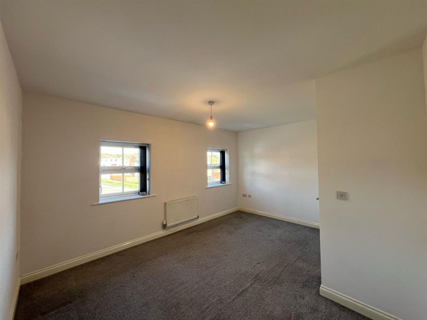 Images for Littlelands,Cottingley