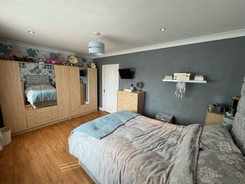 Images for Highfell Rise, Keighley
