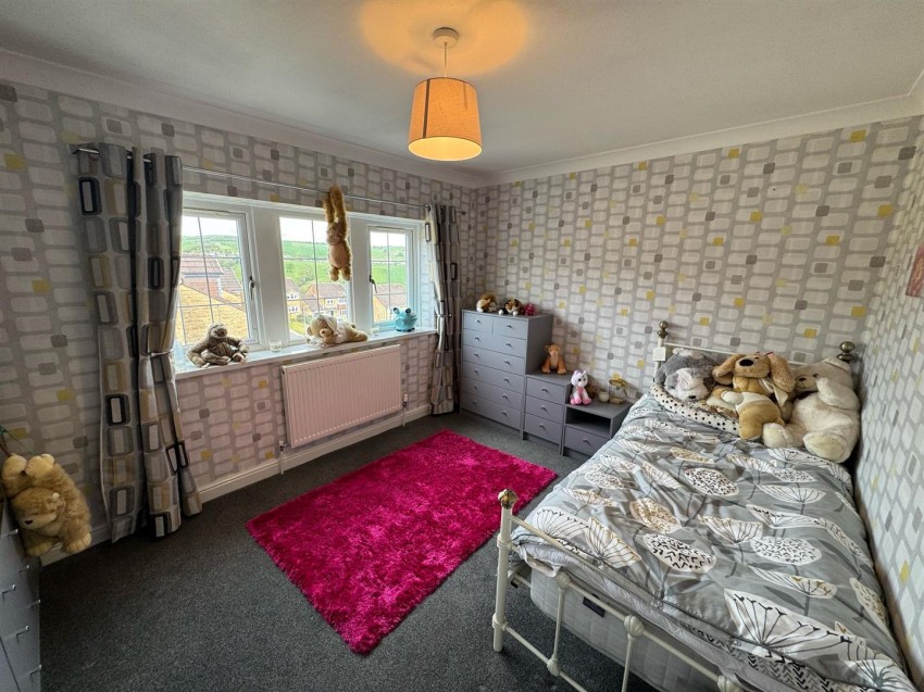 Images for Highfell Rise, Keighley