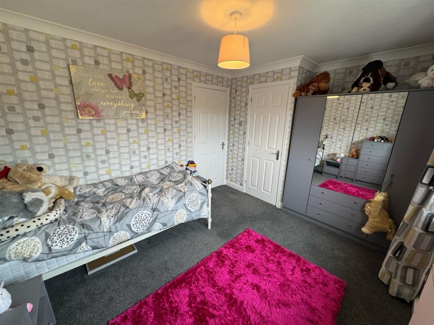 Images for Highfell Rise, Keighley