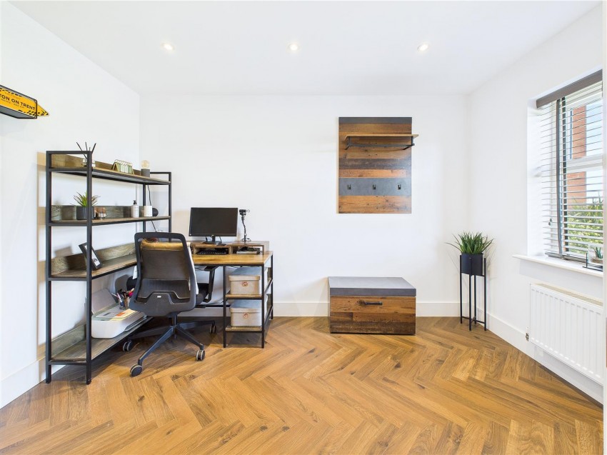 Images for Maple Drive, Burton On Trent