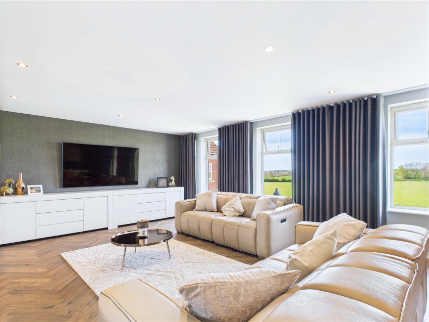 Images for Maple Drive, Burton On Trent