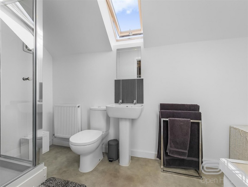 Images for Upton Drive, Burton-On-Trent