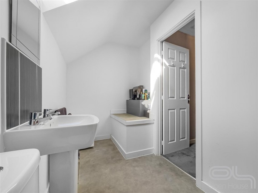 Images for Upton Drive, Burton-On-Trent
