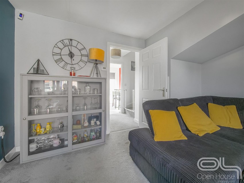 Images for Upton Drive, Burton-On-Trent