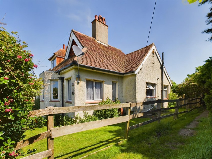Images for Outlook Avenue, Peacehaven