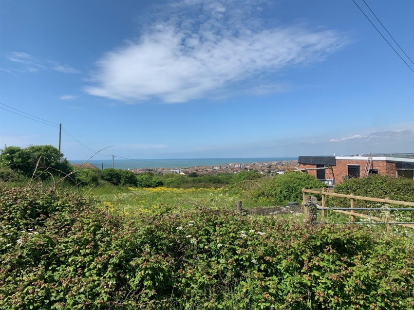 Images for Outlook Avenue, Peacehaven