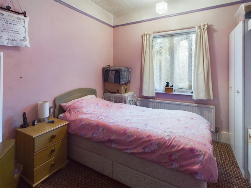 Images for Outlook Avenue, Peacehaven