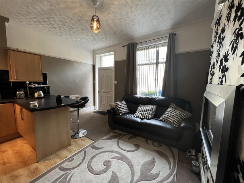 Images for Esmond Street