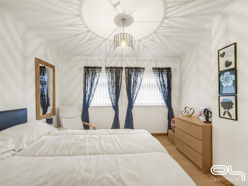 Images for Peregrine Close, Burton-On-Trent