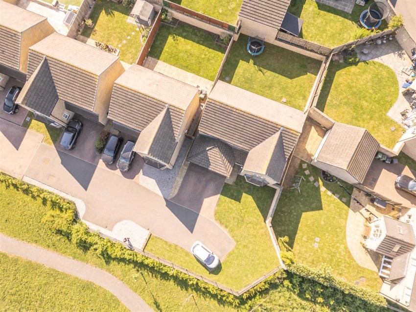 Images for Pavilion View, Lindley, Huddersfield, HD3